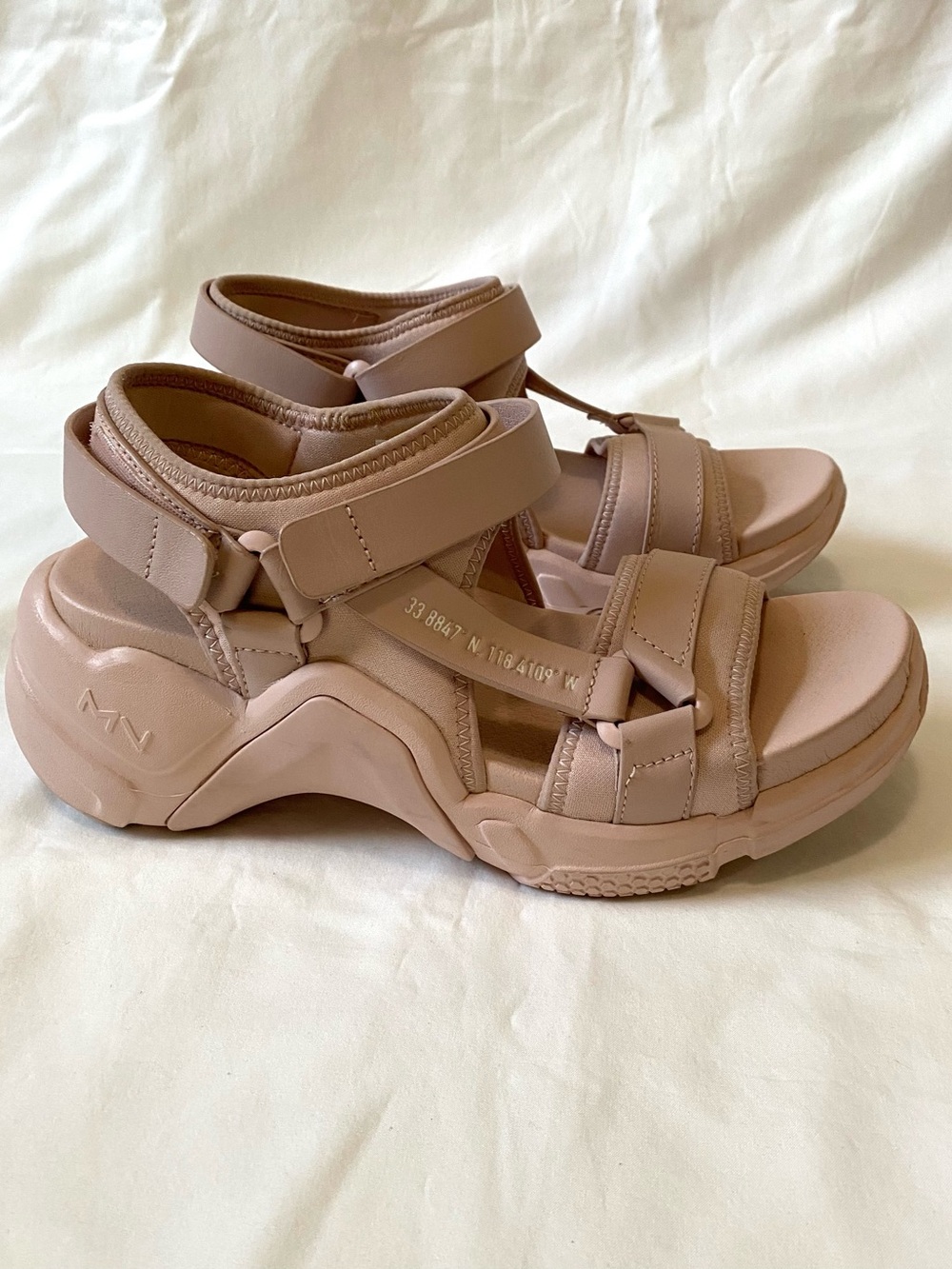 Mark Nason Skechers Neo Block Didi Platform Sport Sandals in Blush Pink